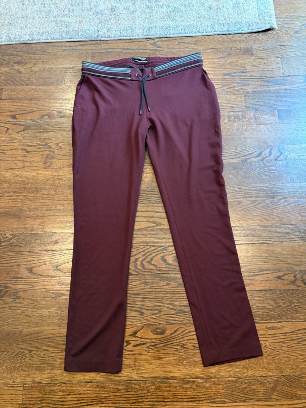 Maison Scotch byScotch & Soda Burgundy Drawstring Joggers with Striped Waistband